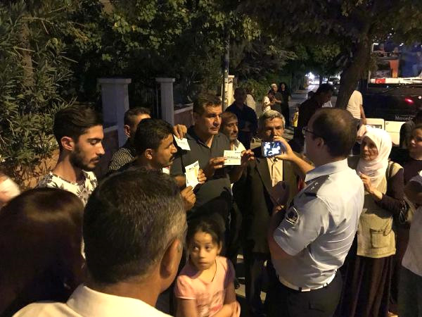 Yolcular Tek Şoförle Yola Çıkan Otobüsü Polise Şikayet Etti