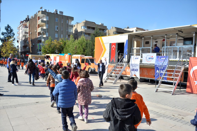 Afad Deprem Simülasyon Tırı Mardin’de