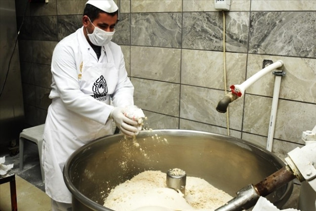 Artuklu’da Halk Ekmek Satış Noktalarında Satışlar Başladı