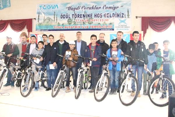 Sabah Namazına Giden Çocuklara Bisiklet Hediye Edildi