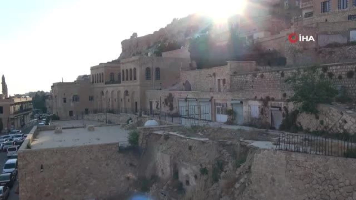 Mardin’de sahabe mezarının da olduğu tarihi yapılar gün yüzüne çıkmayı bekliyor
