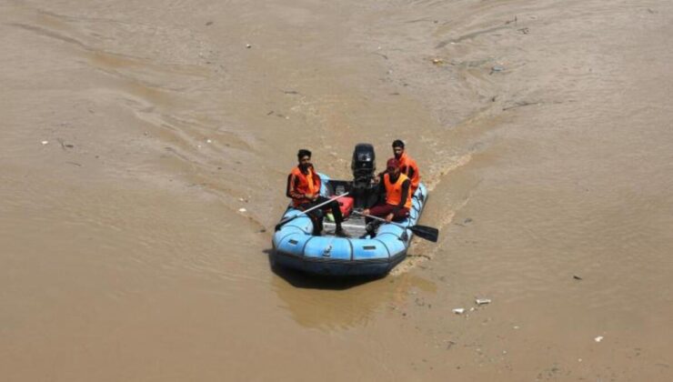 Hindistan’ı sel vurdu: can kaybı 22’ye yükseldi