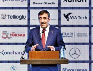 ‘Ekonomi yıl sonunda 1.1 trilyonluk büyüklüğe ulaşır’