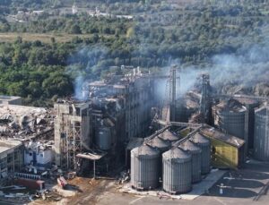 Oba Makarna’nın yanan fabrikasında üretim durdu