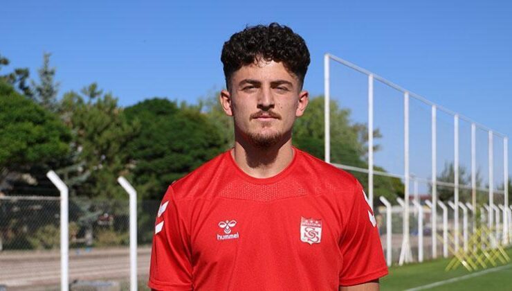 Genç futbolcu ulusal gruba çağrıldı, Sivasspor’da forma bulamıyor!