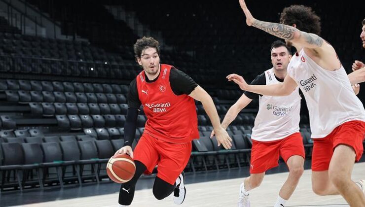 12 Dev Adam, Macaristan karşısında!