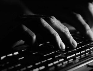 Hackerlar iş başında: Alman Demiryollarına siber hücum