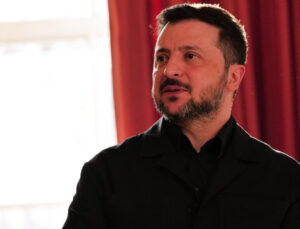 Zelenskiy’den flaş çıkış: Rusya, ABD maksatlarının vurulması için İran’a yüzde yüz yardım ediyor