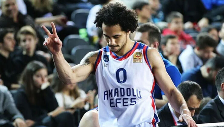 Larkin, Efes’ten Fenerbahçe’ye uçtu!